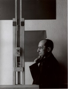 Black and white photograph of Piet Mondrian by Arnold Newman, 1942